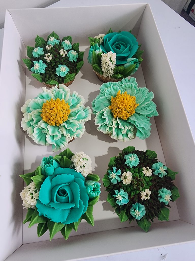 Floral Boxed Cupcakes – 6 Cupcakes